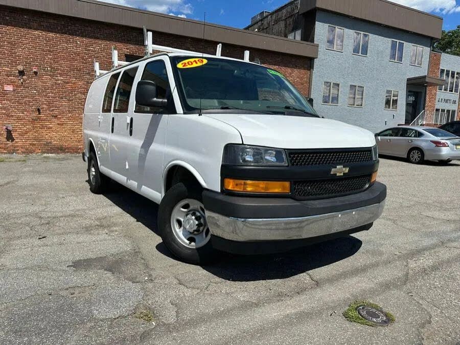 2019 Chevrolet Express Cargo 2500 RWD