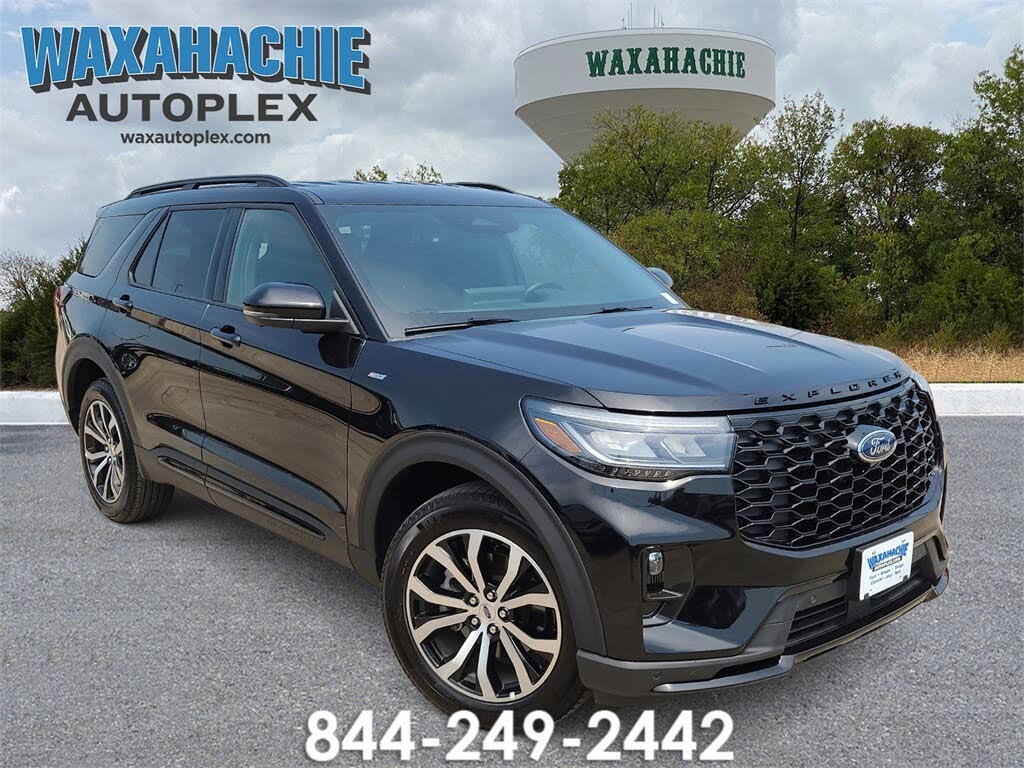 2025 Ford Explorer ST-Line AWD