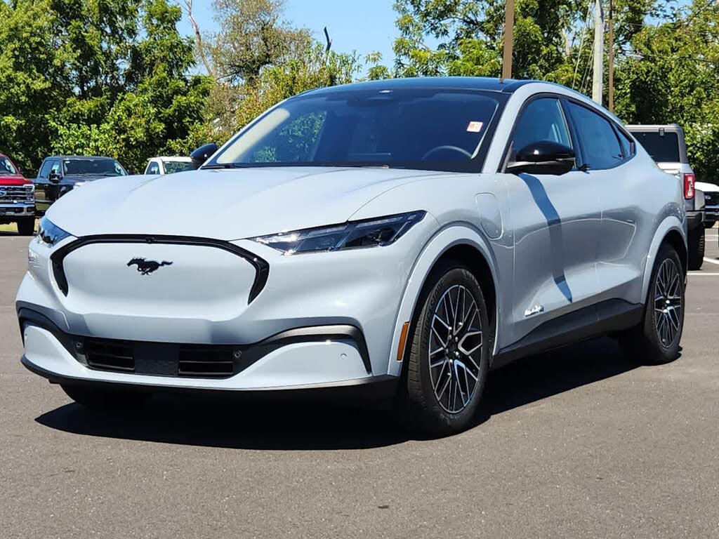2025 Ford Mustang Mach-E Premium AWD