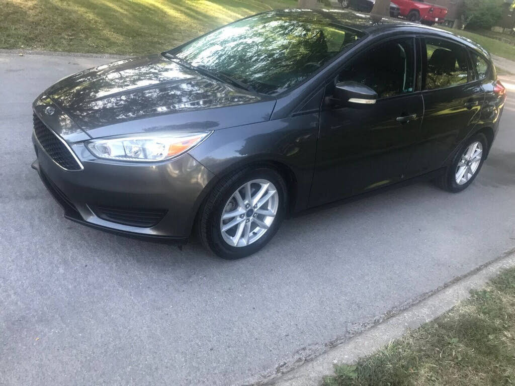 2016 Ford Focus SE Hatchback