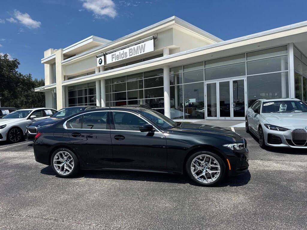 2025 BMW 3 Series 330i RWD