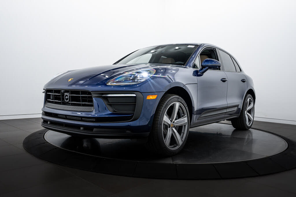 2025 Porsche Macan AWD