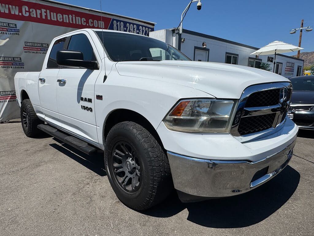 2016 RAM 1500 SLT Quad Cab RWD