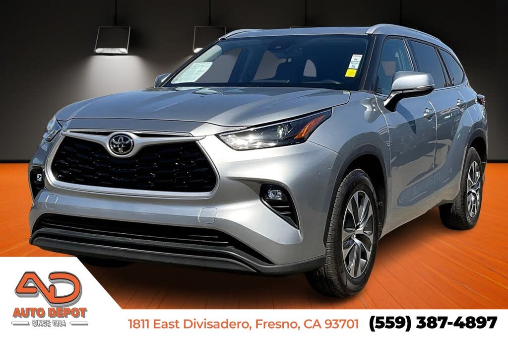 2022 Toyota Highlander XLE FWD