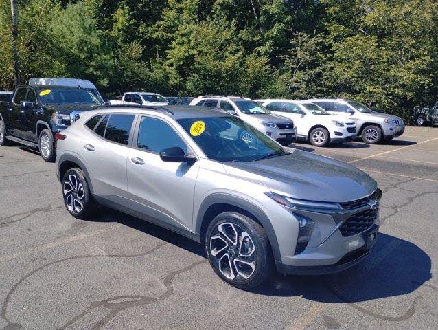 2024 Chevrolet Trax RS with 2RS FWD