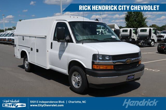 2025 Chevrolet Express Chassis 3500 Cutaway 139