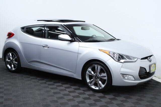 2016 Hyundai Veloster FWD with Yellow Accent Interior