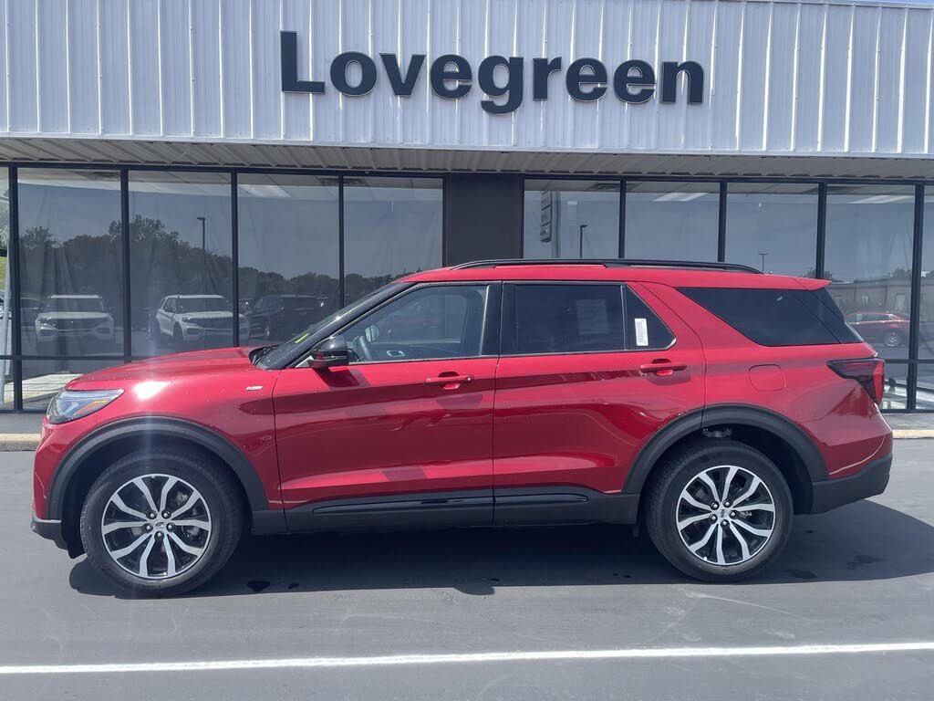 2025 Ford Explorer ST-Line AWD