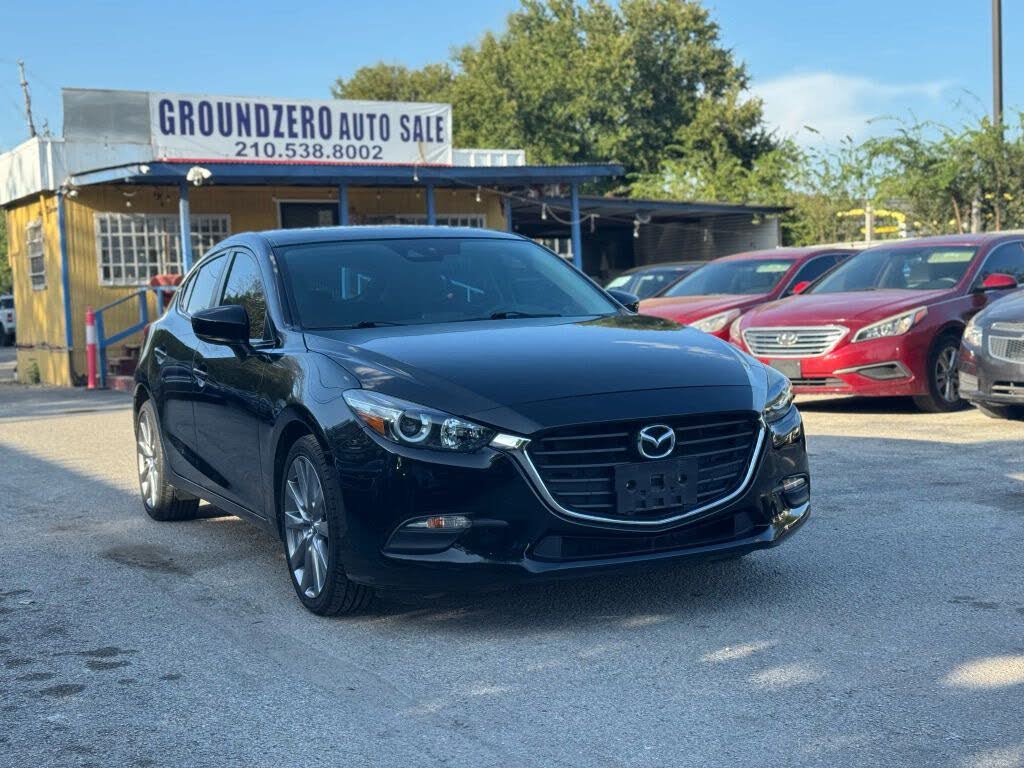 2018 Mazda MAZDA3 Touring Hatchback