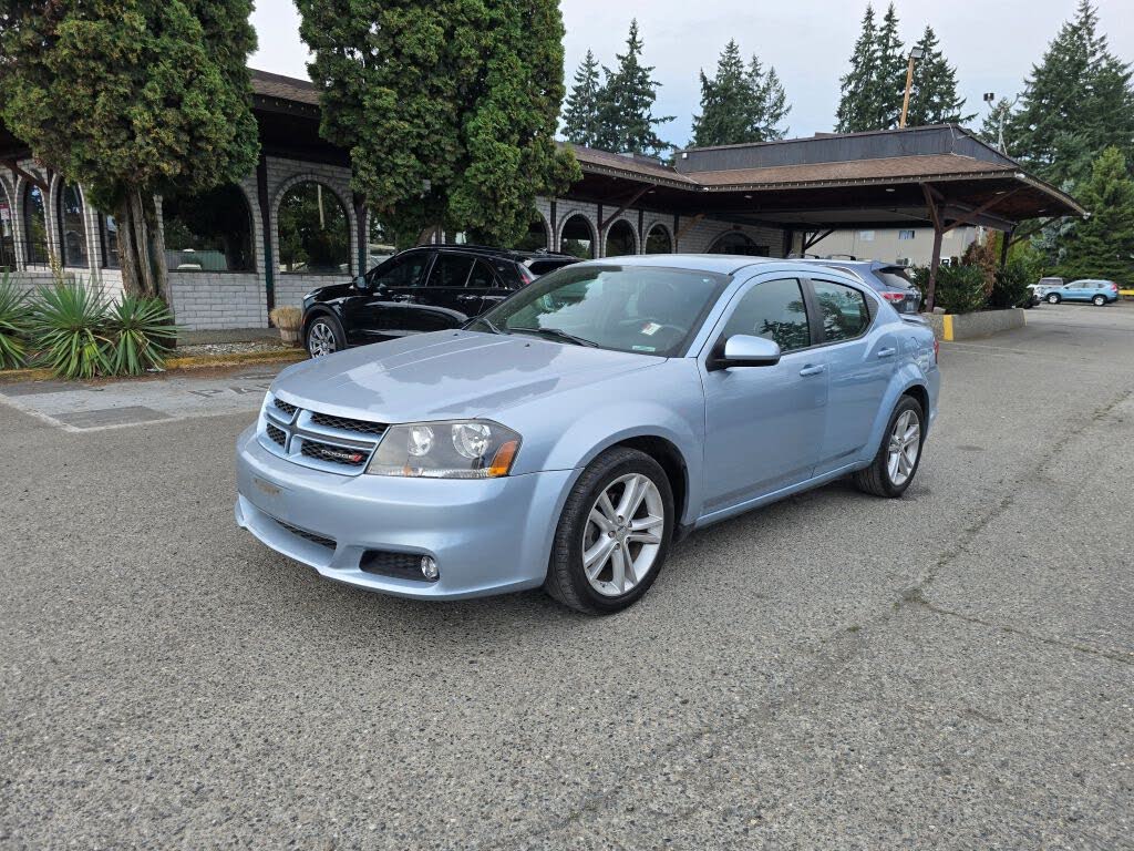 2013 Dodge Avenger SXT FWD