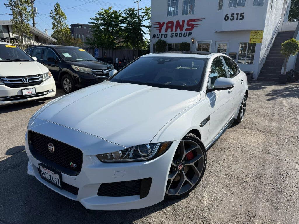 2018 Jaguar XE S RWD
