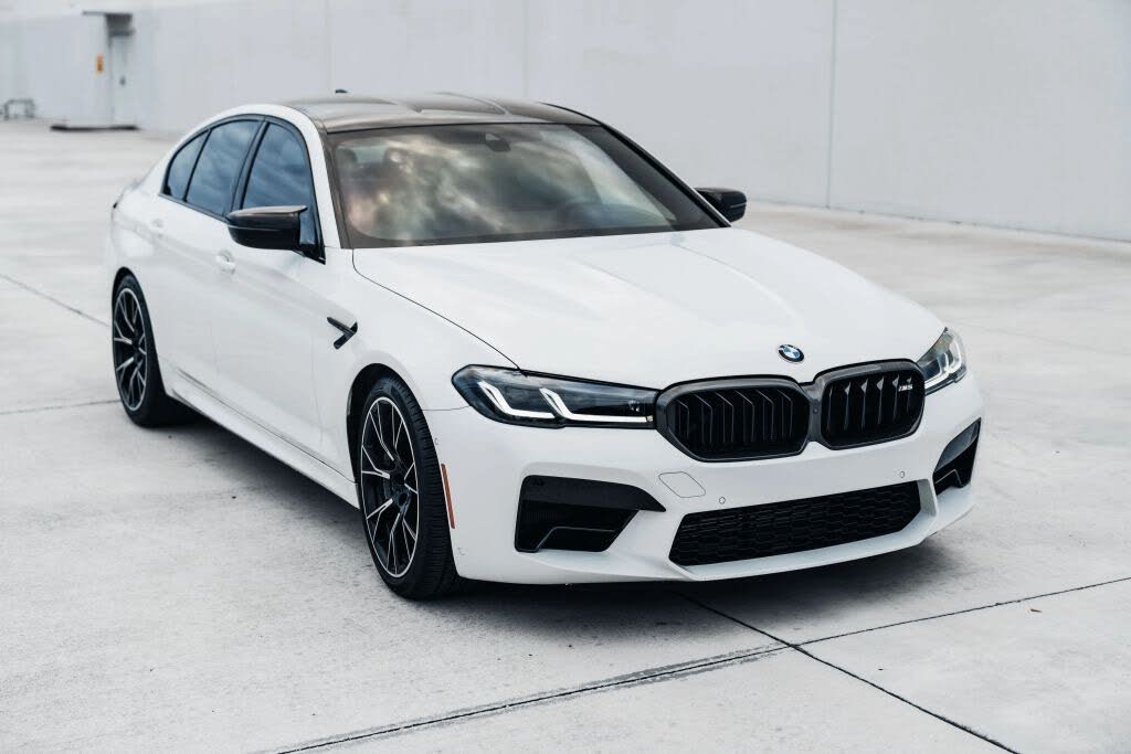 2022 BMW M5 AWD
