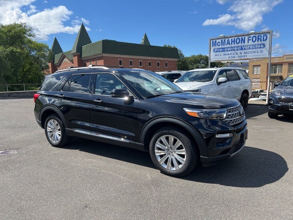 2022 Ford Explorer Hybrid Limited AWD