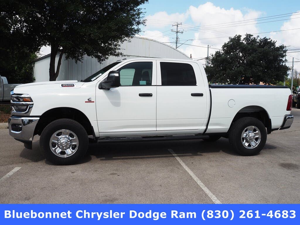 2026 RAM 3500 Tradesman Crew Cab 4WD
