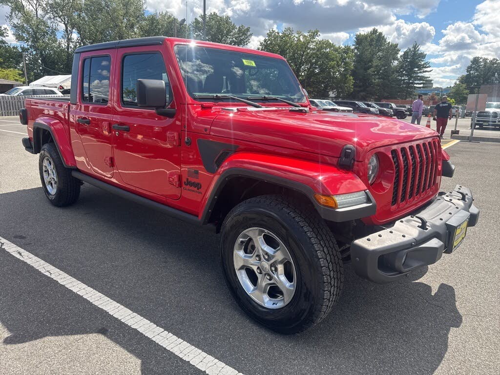 2021 Jeep Gladiator Willys Crew Cab 4WD
