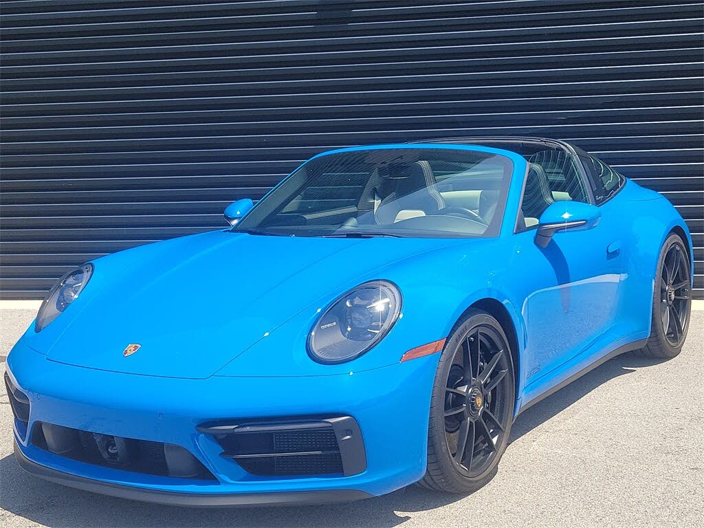 2023 Porsche 911 Targa 4 GTS Cabriolet AWD