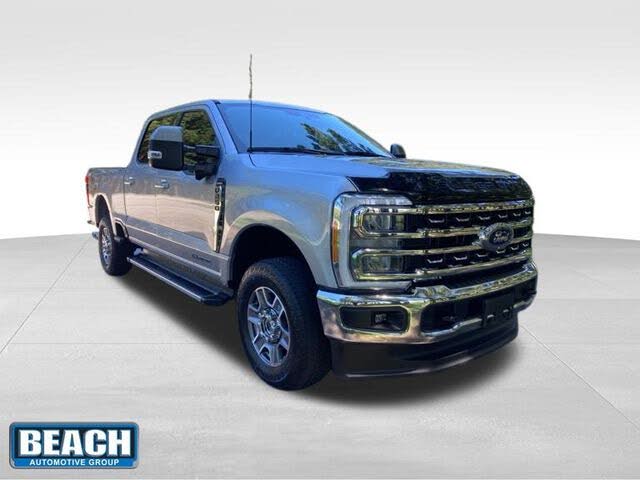 2023 Ford F-250 Super Duty Lariat Crew Cab 4WD