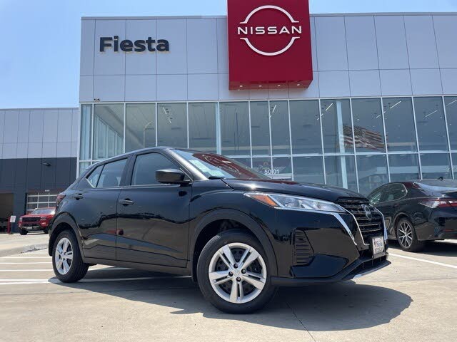 2025 Nissan Kicks S FWD