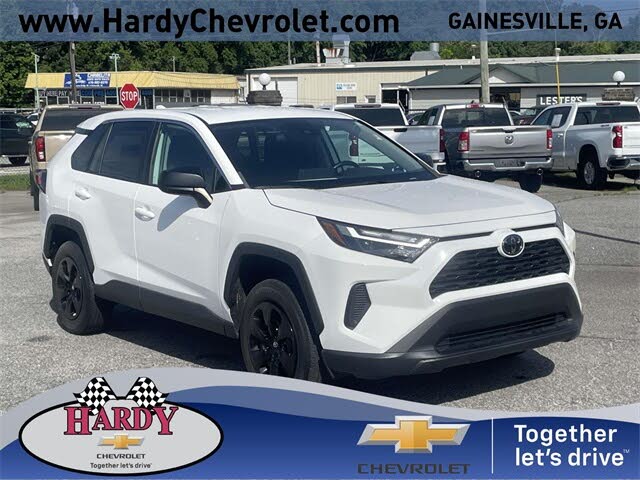 2023 Toyota RAV4 LE FWD