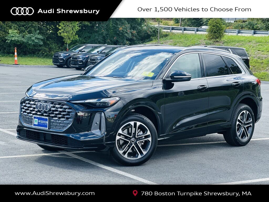 2025 Audi Q5 quattro Premium 40 TFSI