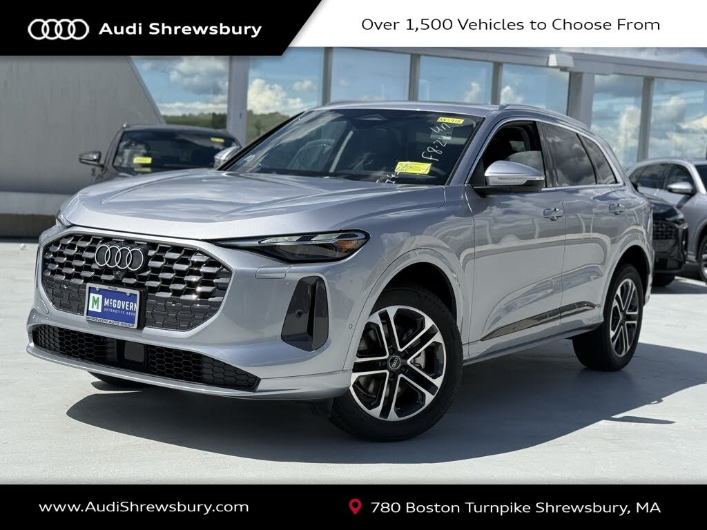 2025 Audi Q5 quattro Premium 40 TFSI