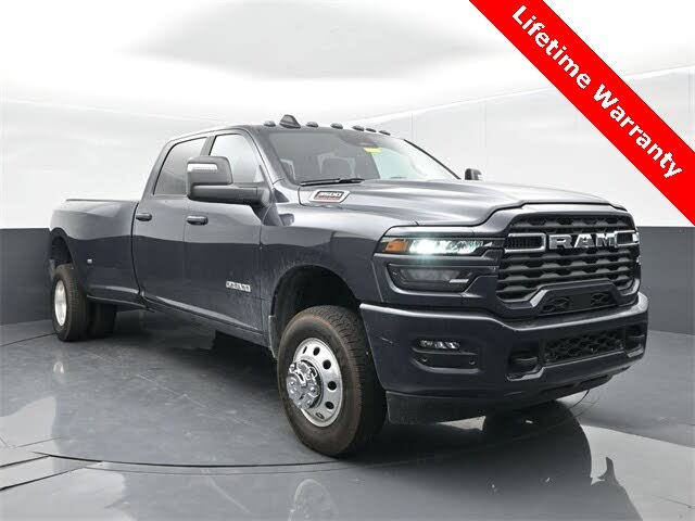 2026 RAM 3500 Big Horn Crew Cab LB DRW 4WD