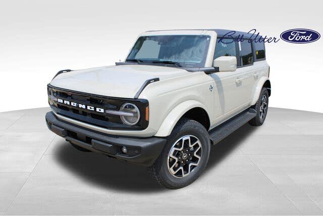 2025 Ford Bronco Outer Banks 4-Door 4WD
