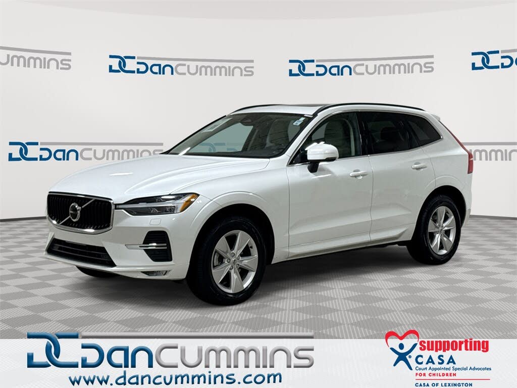 2022 Volvo XC60 B5 Momentum AWD