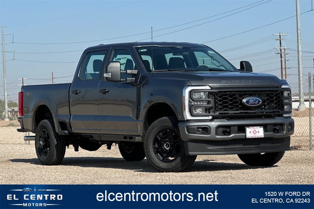 2026 Ford F-250 Super Duty XL Crew Cab 4WD