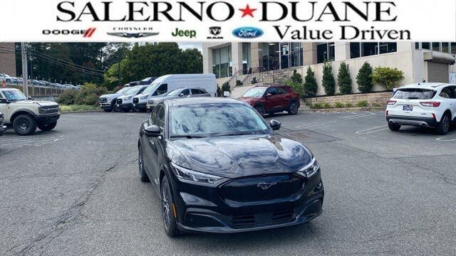 2025 Ford Mustang Mach-E Premium AWD
