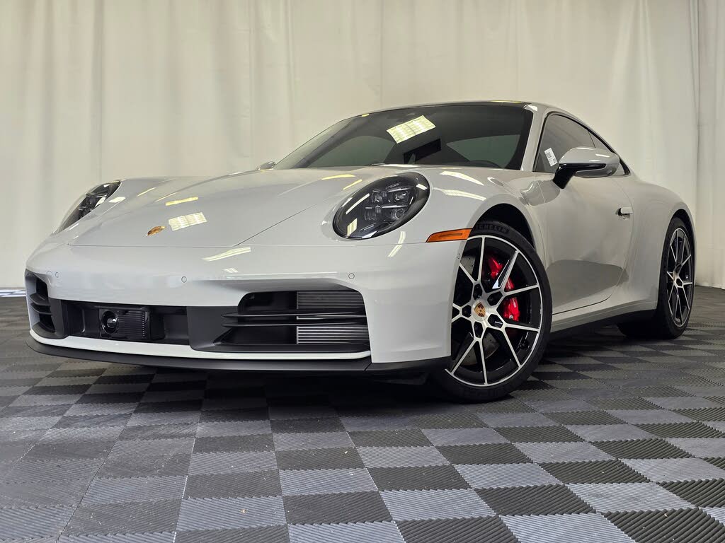 2025 Porsche 911 Carrera S Coupe RWD