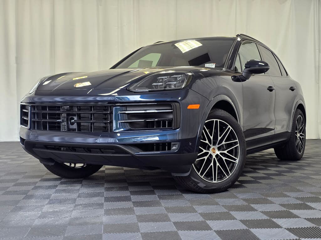 2025 Porsche Cayenne AWD