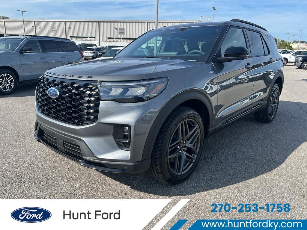 2025 Ford Explorer ST-Line AWD