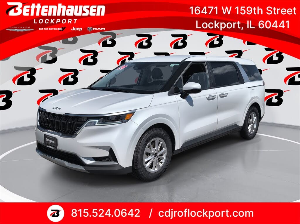 2024 Kia Carnival LX FWD