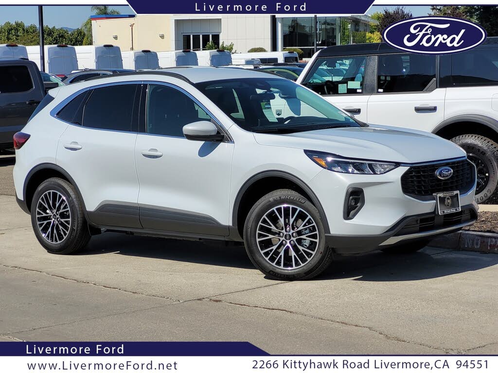 2025 Ford Escape Hybrid Plug-in FWD