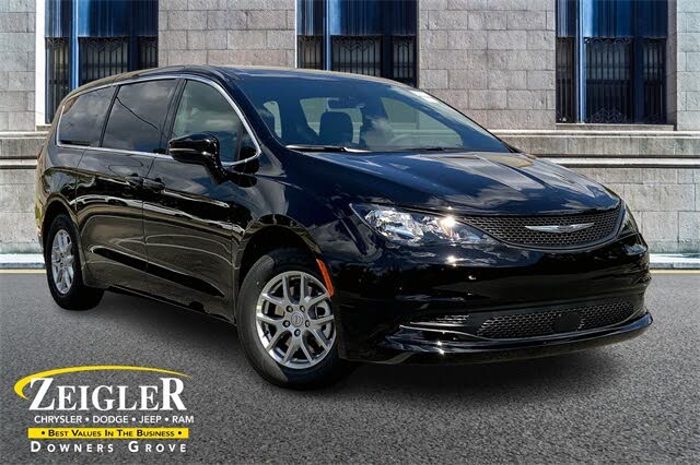 2026 Chrysler Voyager LX FWD