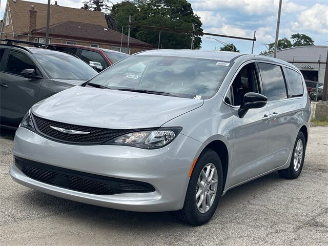 2026 Chrysler Voyager LX FWD