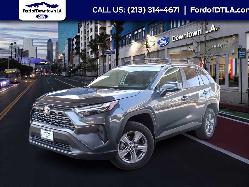 2024 Toyota RAV4 XLE FWD