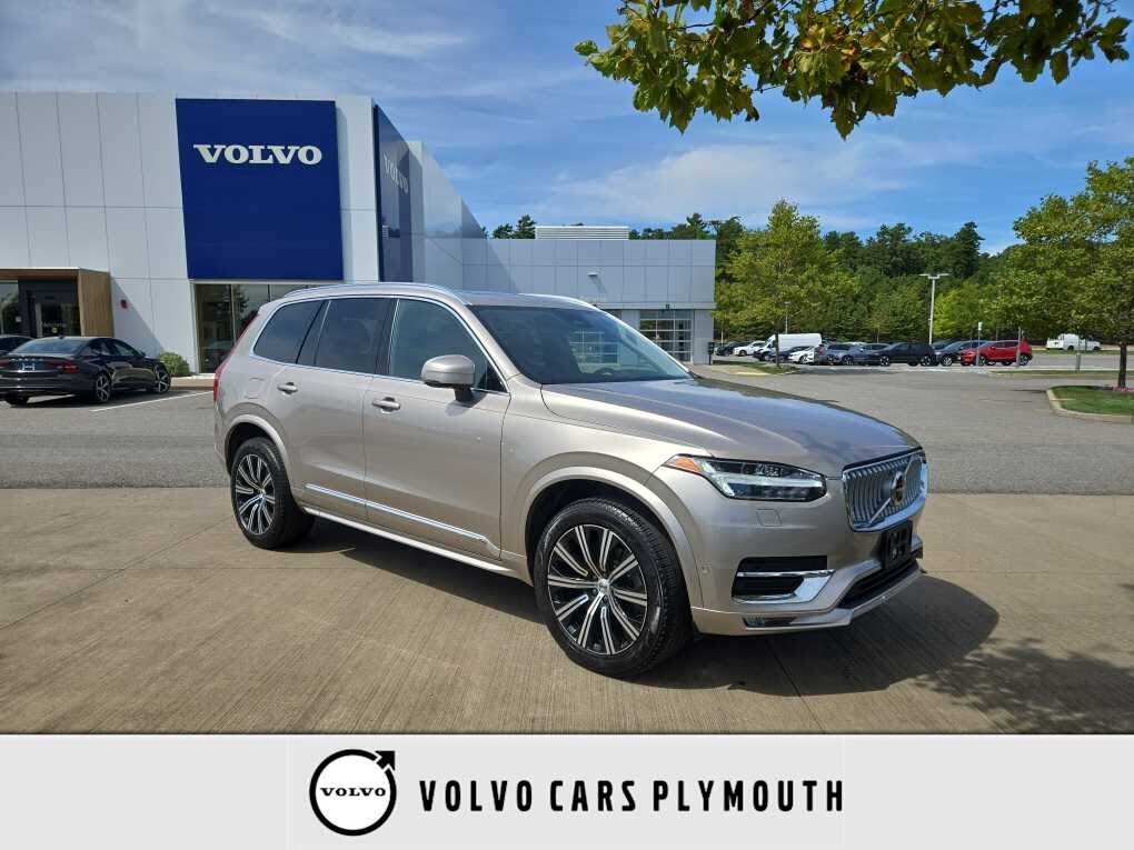 2023 Volvo XC90 B6 Plus Bright Theme 7-Passenger AWD
