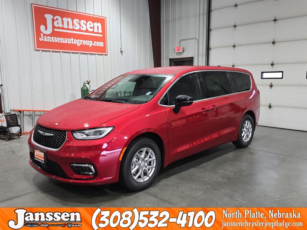 2026 Chrysler Pacifica Select FWD