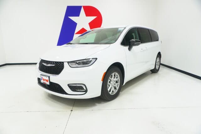 2026 Chrysler Pacifica Select FWD