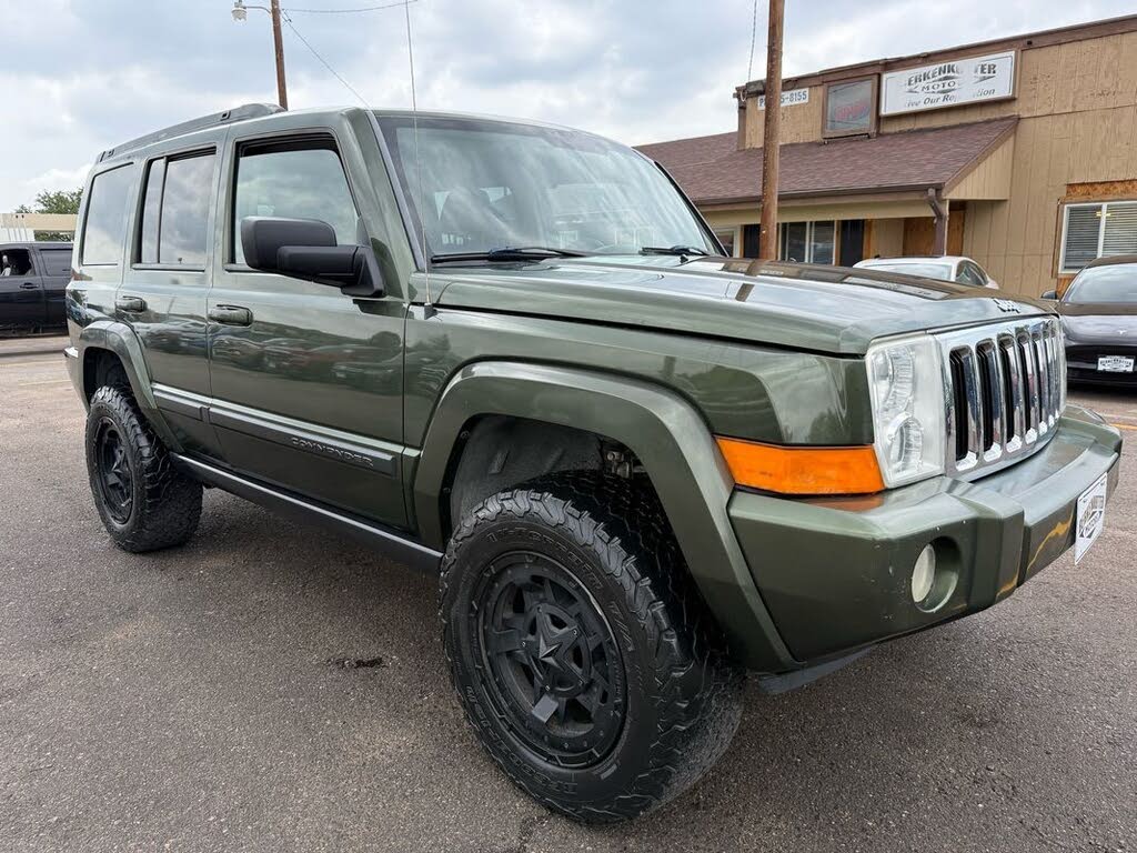 2008 Jeep Commander Sport 4WD