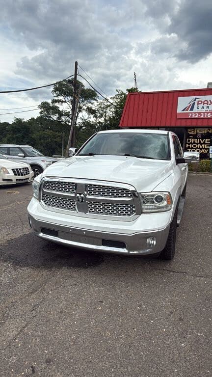 2014 RAM 1500 Laramie Crew Cab 4WD
