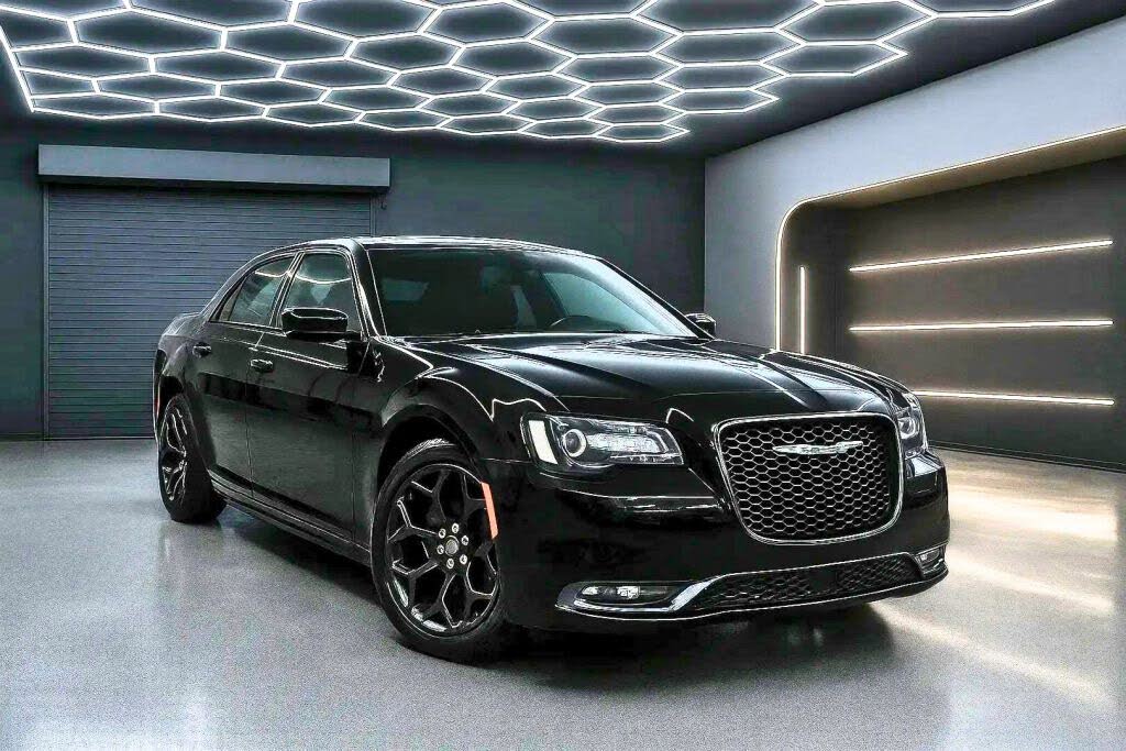 2017 Chrysler 300 S AWD