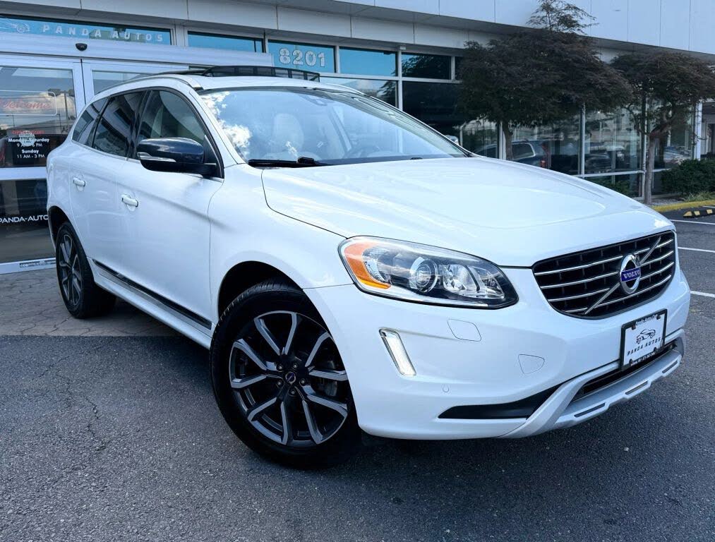2017 Volvo XC60 T6 Dynamic AWD