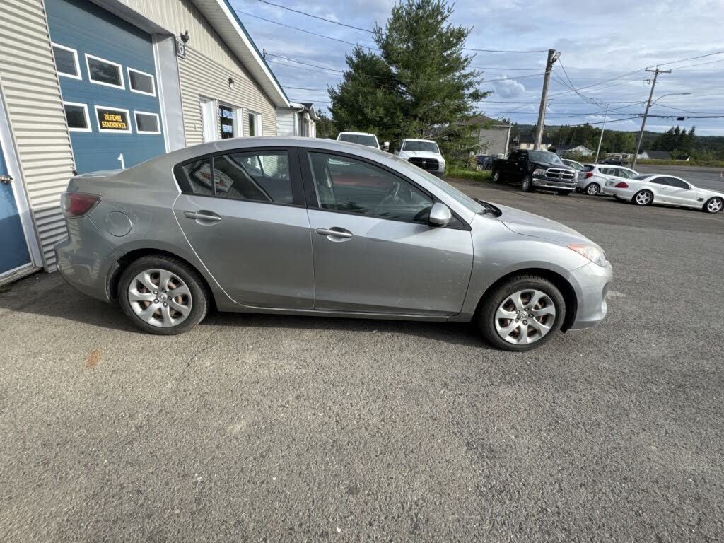 2013 Mazda MAZDA3 GX