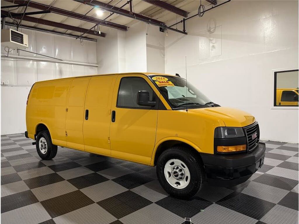 2018 GMC Savana Cargo 2500 Extended RWD