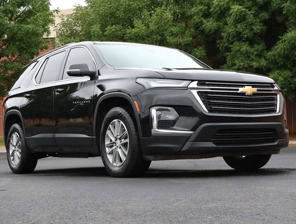 2023 Chevrolet Traverse LT Cloth FWD