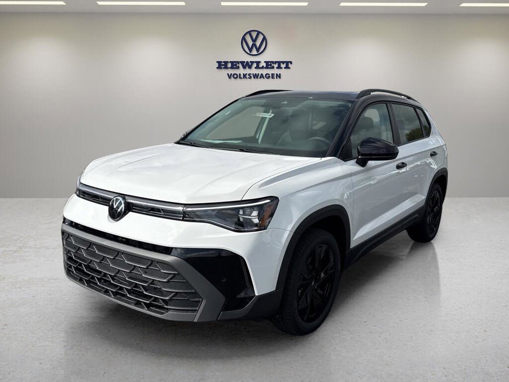 2025 Volkswagen Taos SE Black FWD