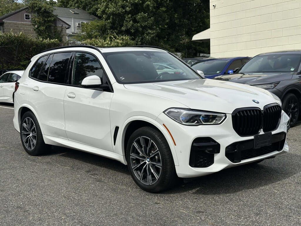 2022 BMW X5 xDrive40i AWD